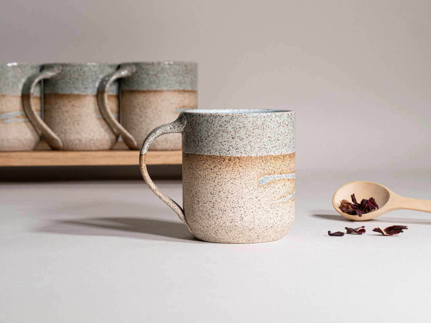 Mugs & Cups